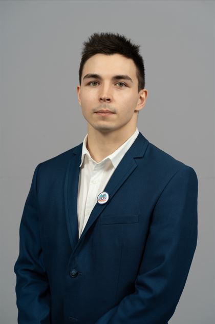 Ильтинбаев Айнур Булатович.